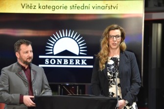 Dagmar Fialová a Oldřich Drápal z Vinařství Sonberk 600x400