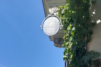 Moravská banka vín - vinný sklep 600x400